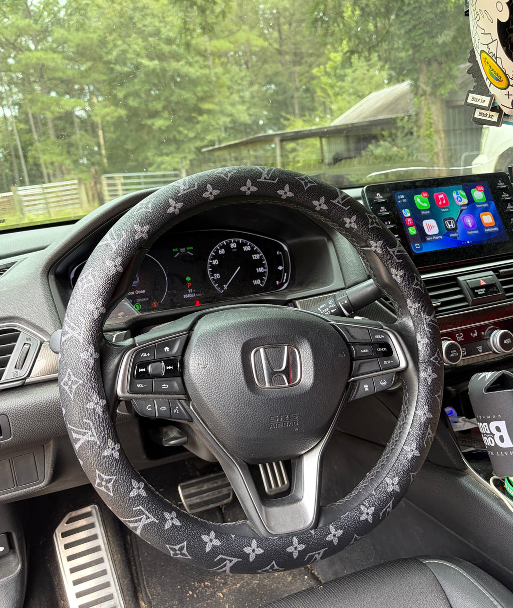 LV Steering Wheel Covers