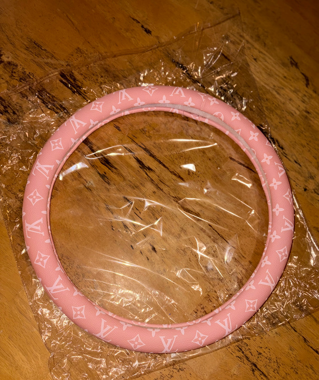 LV Steering Wheel Covers