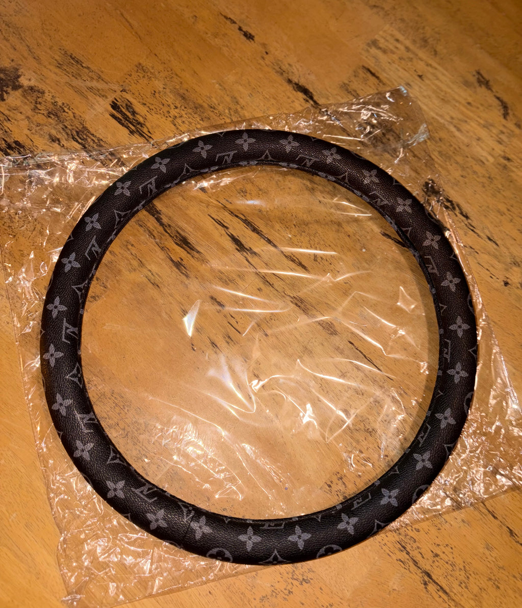 LV Steering Wheel Covers